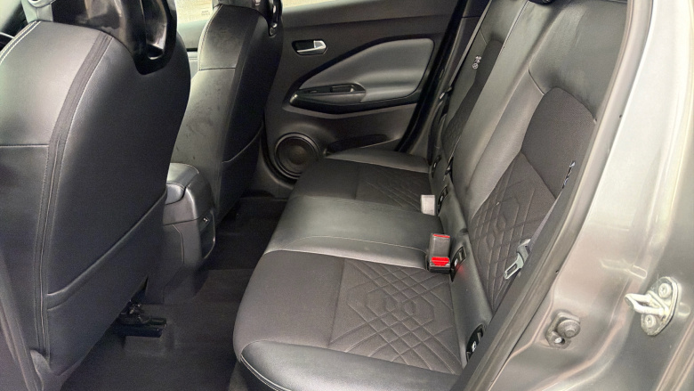 Nissan Juke 1.0 DiG-T 114 Tekna 5dr Petrol Hatchback